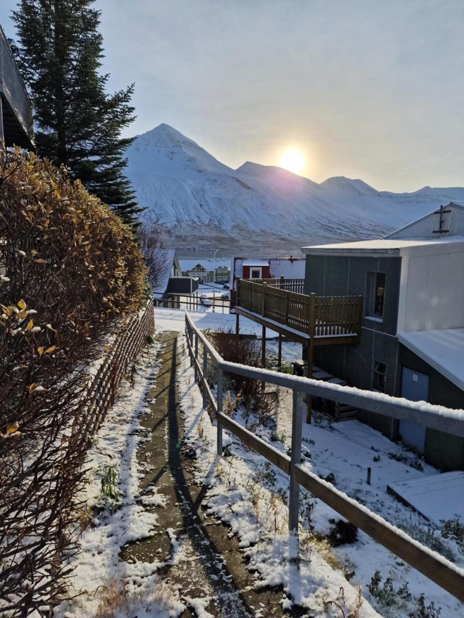 Landakot The Perfect Getaway By Staynorth Siglufjordur Exteriör bild